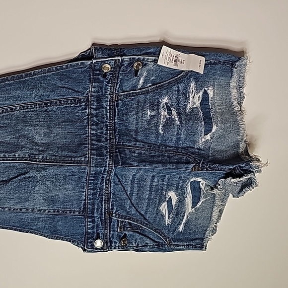 American Eagle small new with tags overall jean shorts - Picture 3 of 8